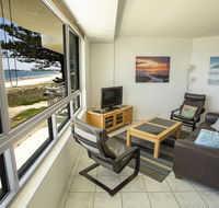 Oceanside Resort - Absolute Beachfront Apartments - Accommodation Broadbeach