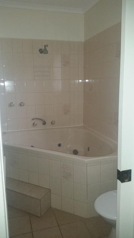 Omeo Motel - Accommodation Broadbeach 3