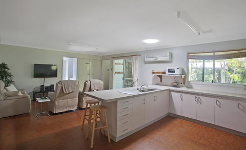 On Agnes Time - Accommodation Broadbeach 2