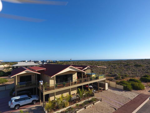 On The Deck @ Shark Bay - Accommodation Broadbeach 0