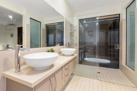 Orchid On Kamala - Accommodation Broadbeach 2