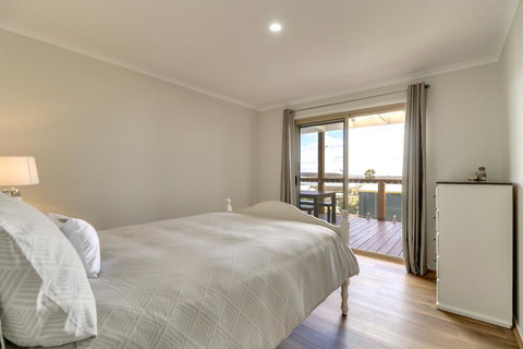 Outlook Views - Accommodation Broadbeach 3