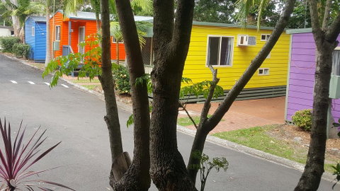 Palm Beach Caravan Park - Accommodation Broadbeach 2