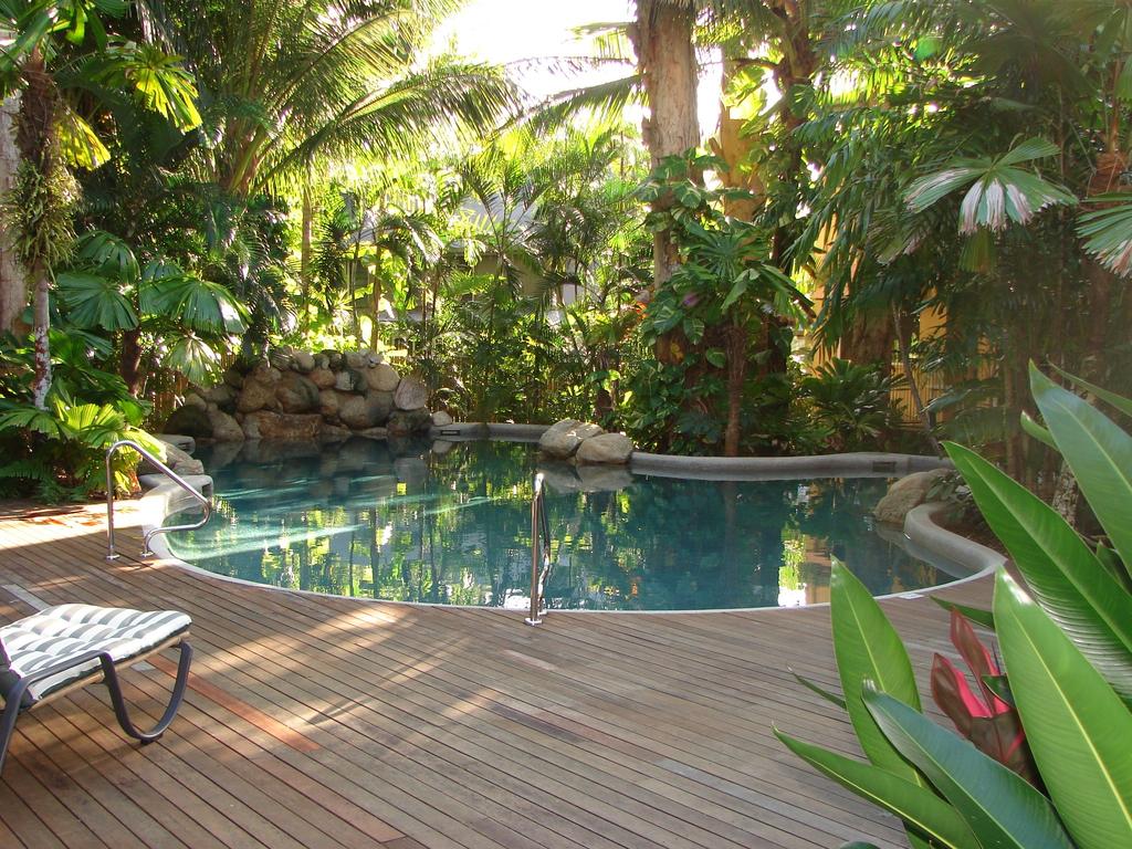 Palm Cove QLD Accommodation Broadbeach