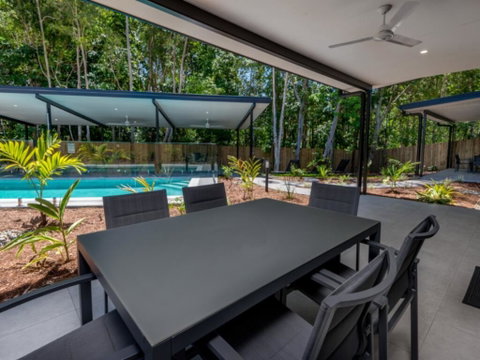 Palms - Tropicana Resort - Cli - Accommodation Broadbeach 1