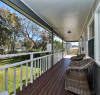 Paradise Bungalow Waterfront - Accommodation Broadbeach