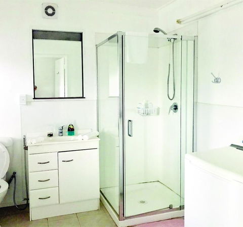 Paradise Eco Unit - Accommodation Broadbeach 2