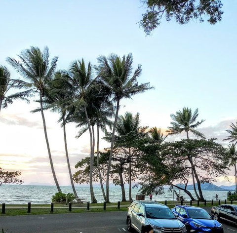 Paradise In The Tropics - Accommodation Broadbeach 1