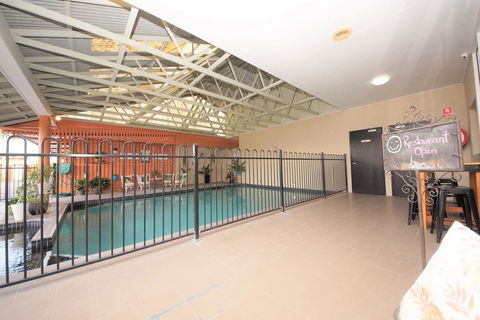Parkside Motel & Licensed Restaurant - Accommodation Broadbeach 3