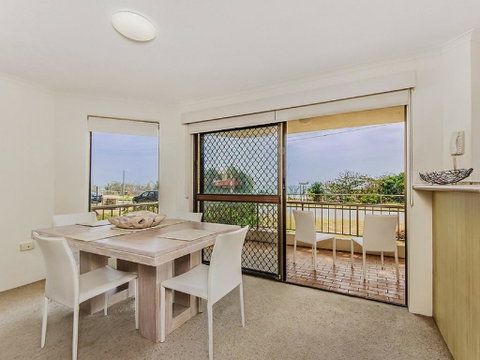 POINTVIEW LODGE, UNIT 2 - Accommodation Broadbeach 1