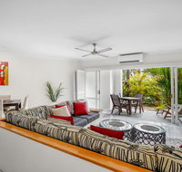 Poolside Apt in Alamanda Beachfront Resort 52 - Accommodation Broadbeach