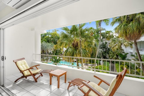Poolside Apt In Alamanda Beachfront Resort (77) - Accommodation Broadbeach 0