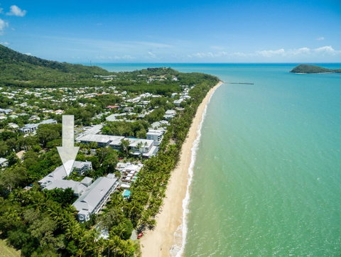 Poolside Apt In Alamanda Beachfront Resort (77) - Accommodation Broadbeach 1