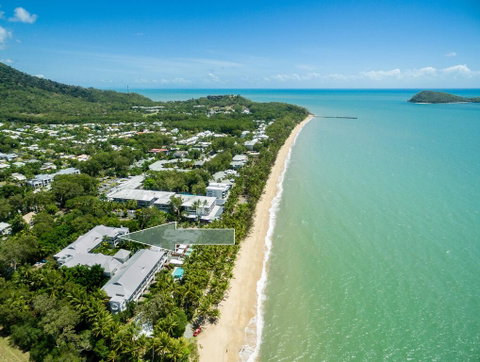 Poolside Apt In Alamanda Beachfront Resort (88) - Accommodation Broadbeach 1