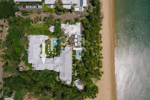 Poolside Apt. In Alamanda Beachfront Resort (55) - Accommodation Broadbeach 1