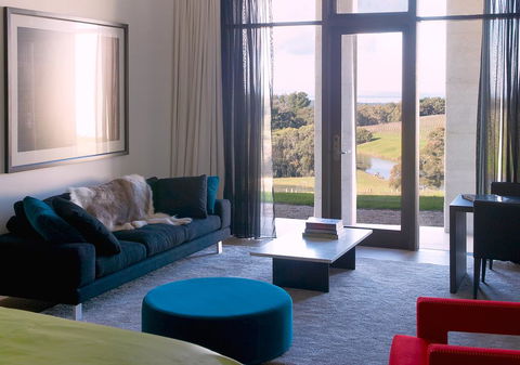 Port Phillip Estate - Accommodation Broadbeach 3