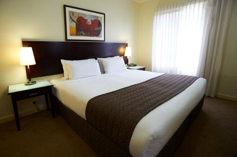 Quest Royal Gardens - Accommodation Broadbeach 3