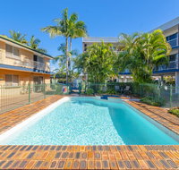 Red Star Hotel Palm Beach - Accommodation Broadbeach