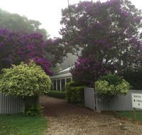 REED HOUSE at Maleny-The White Pavilion - Accommodation Broadbeach