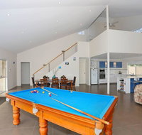Relax at Falcon By The Bay - Accommodation Broadbeach