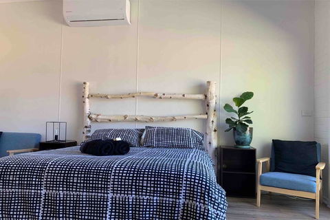 Relaxing Geelong Studio - Accommodation Broadbeach 2
