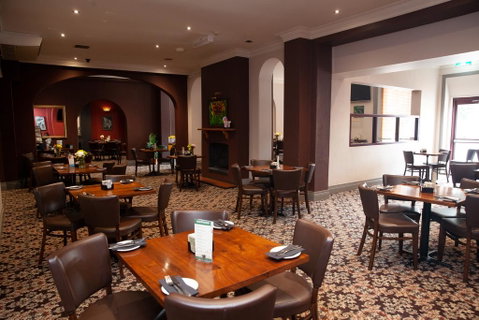 Royal Hotel Singleton - Accommodation Broadbeach 1