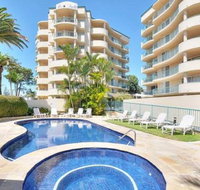 Royal Pacific Resort - Accommodation Broadbeach