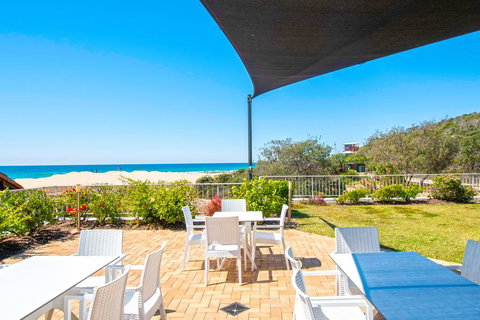 Sandcastles On Currumbin Beach - Accommodation Broadbeach 0