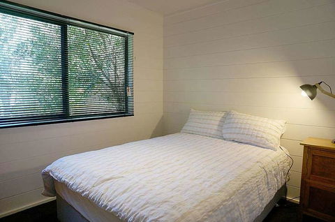 Santa Monica - Accommodation Broadbeach 0