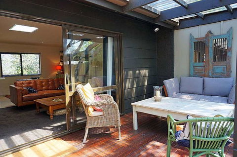 Santa Monica - Accommodation Broadbeach 2