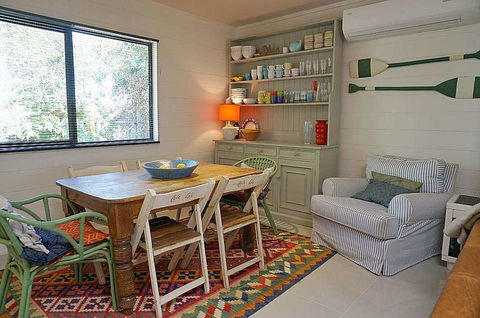 Santa Monica - Accommodation Broadbeach 1