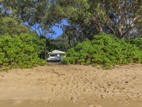 Seabreeze Beachfront - Clifton - Accommodation Broadbeach 0