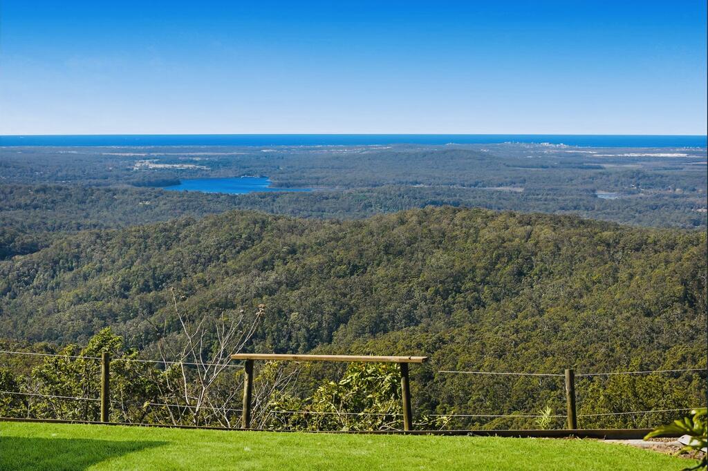 Bald Knob QLD Accommodation Broadbeach