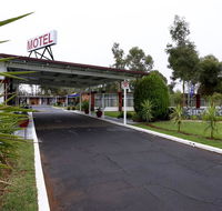Silver Oaks Motel - Accommodation Broadbeach
