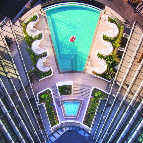 SKYE Suites Green Square - Accommodation Broadbeach 3