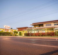 Spinifex Motel and Serviced Apartments - Accommodation Broadbeach