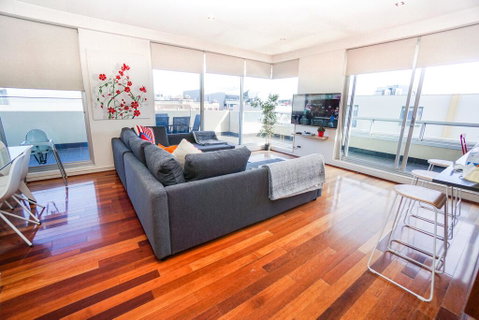 Stylish Modern 3BD Retreat At An Amazing Location - Accommodation Broadbeach 0