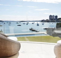 Superb 3 bedroom 2 bathroom first level waterfront - Accommodation Broadbeach