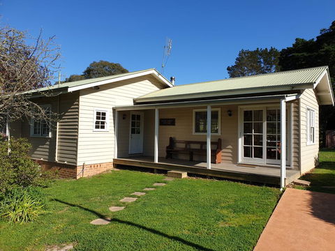 Sutton Forest Cottage - Accommodation Broadbeach 0