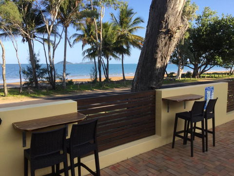 Taihoa Holiday Units Adults Only - Accommodation Broadbeach 2
