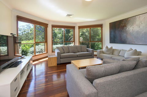 Taliesin - Beautiful 4 Bedroom Home With Amazing Views! - Accommodation Broadbeach 3