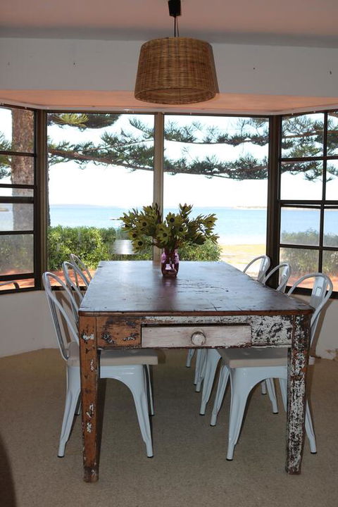 Tall Pines Beach House At Mount Dutton Bay (part Of Coffin Bay Waterways) - Accommodation Broadbeach 2