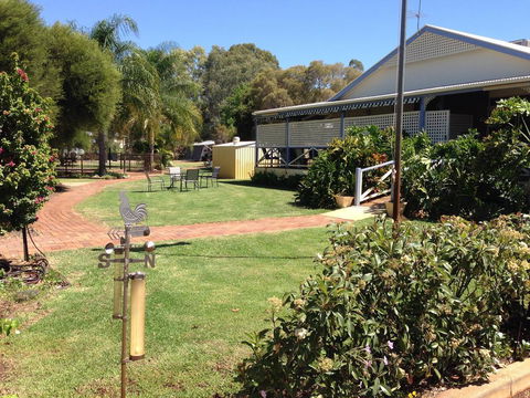 Tambo Mill Motel & Caravan Park - Accommodation Broadbeach 1