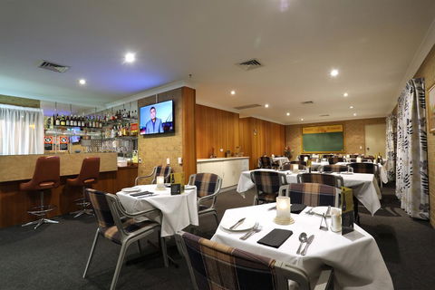 Tamworth Motor Inn & Cabins - Accommodation Broadbeach 3