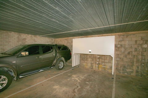 Tanderra 16/28 Park Road - Accommodation Broadbeach 3