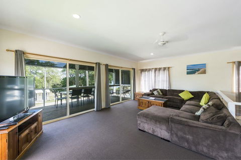 Tarcoola - Accommodation Broadbeach 2