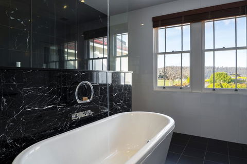 Tarraleah Lodge - Accommodation Broadbeach 1