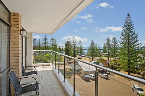 Tasman Towers 12 3 Munster Street - Accommodation Broadbeach 0