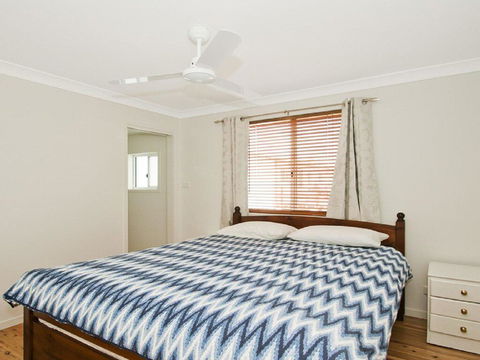 Tea Tree Cottage - Great Yard For Pets And Kids - Accommodation Broadbeach 3