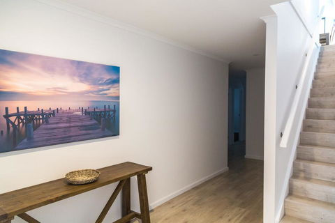 Tee Two On Troon - 21/30 Troon Drive - Accommodation Broadbeach 3